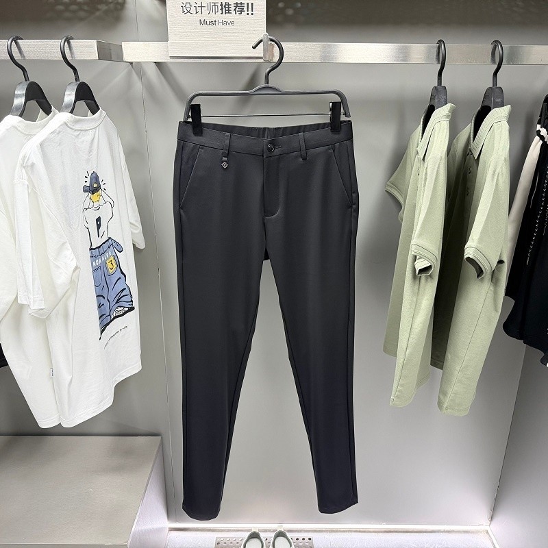 Leve verão novo estilo Micro-Cone drape calças masculinas seda drape Anti-rugas gelo seda Casual calças magras