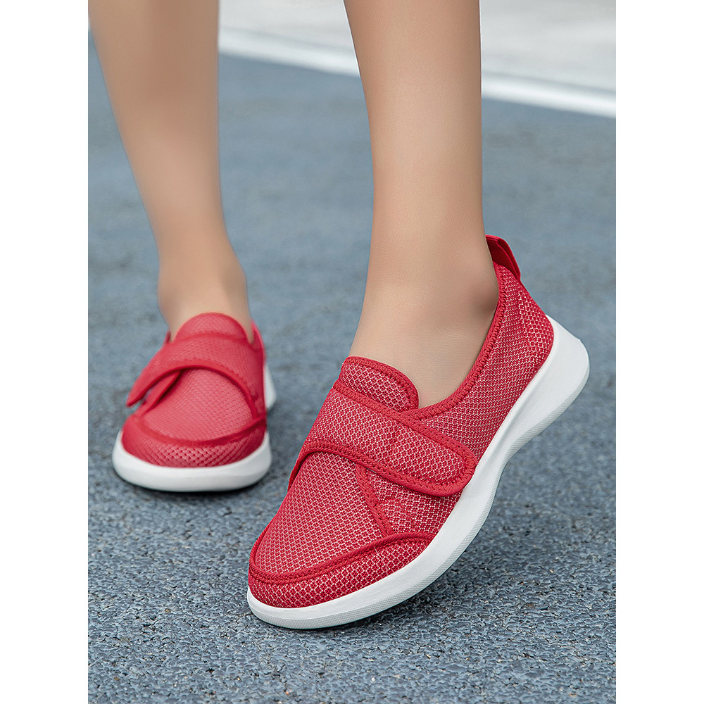 Novos sapatos femininos Runyue meia-idade idosos mãe sapatos malha respirável único sapatos de sola macia sapatos esport