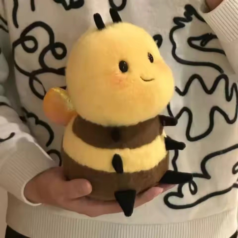 20CM Novo 2026 Bonito Pequena Abelha Brinquedo De Pelúcia Criativo Coccinellidae Bebê Kawaii Boneca Como Um Presente De