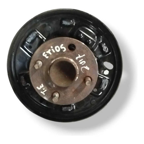 Cubo De Roda Traseiro Esquerdo Toyota Etios 2014 2015 2016