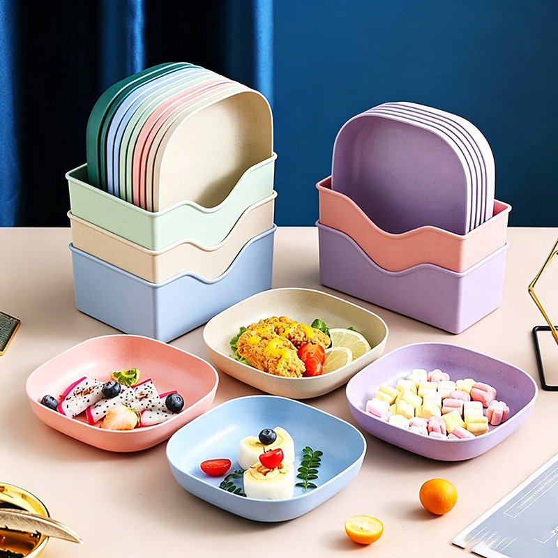 Kit com 10 Pratos Plásticos Duros Reutilizaveis Com Base Plásticos