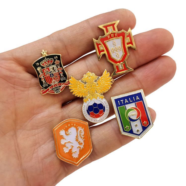 Espanha Bélgica Portugal Crodia Suécia Rússia Equipe Emblema de Metal Emblema comemorativo Loja de departamentos20260602