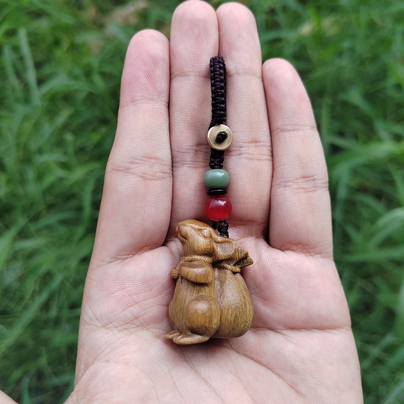 Verde sândalo escultura zodíaco bonito mouse chaveiro Algebra dinheiro portátil pingente mouse fortuna saco decorações