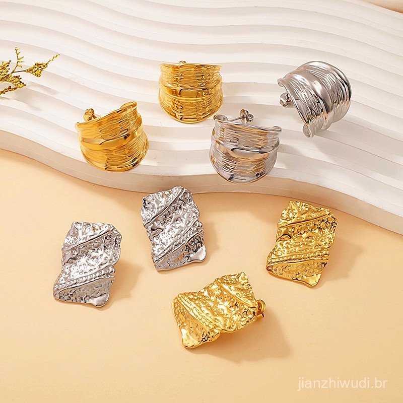 Brincos geométricos populares europeus e americanos em aço de titânio, banhados a ouro 18K, de alta qualidade, exagerado