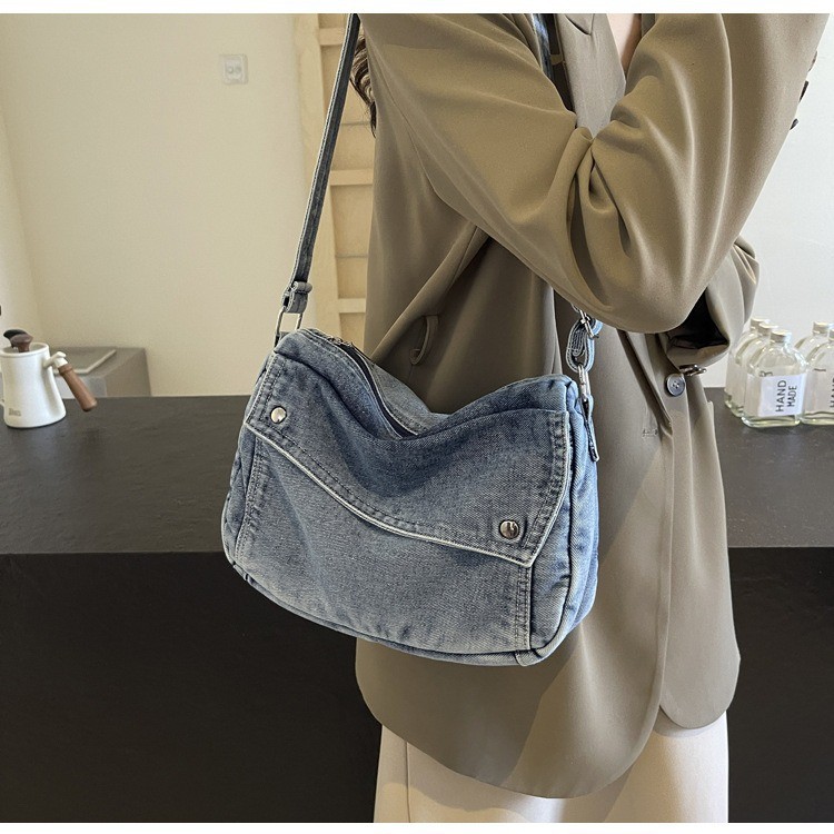 Nova bolsa transversal para mulheres, bolsa de jeans moderna e versátil, bolsa de ombro de grande capacidade, bolsa tote