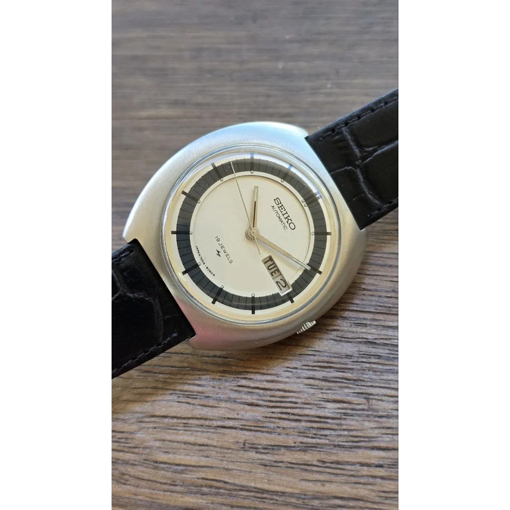 Relógio Seiko 7006-8020 Automático 19 Rubis Japão Década 70 Preto Prateado Branco