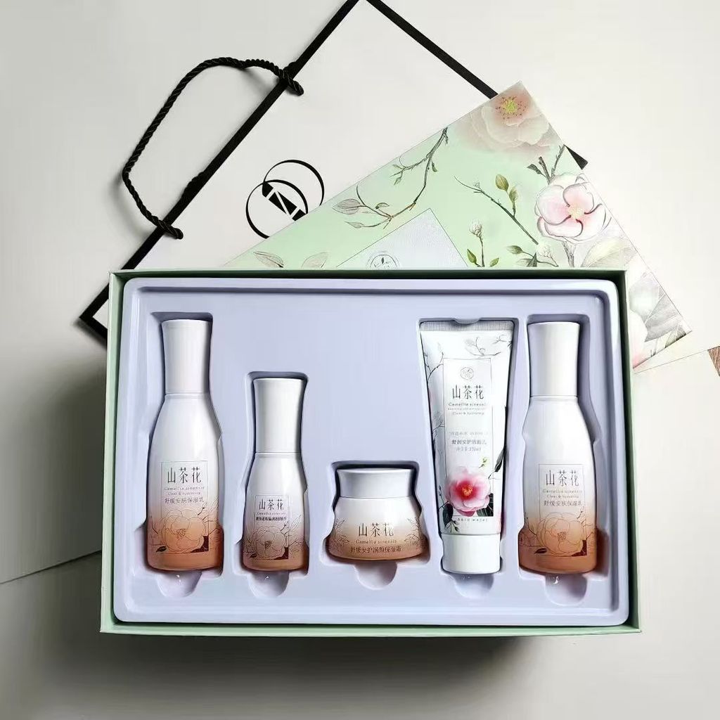 Camélia calmante loção hidratante creme de limpeza essência corretivo de água Base bb essência creme hidratante