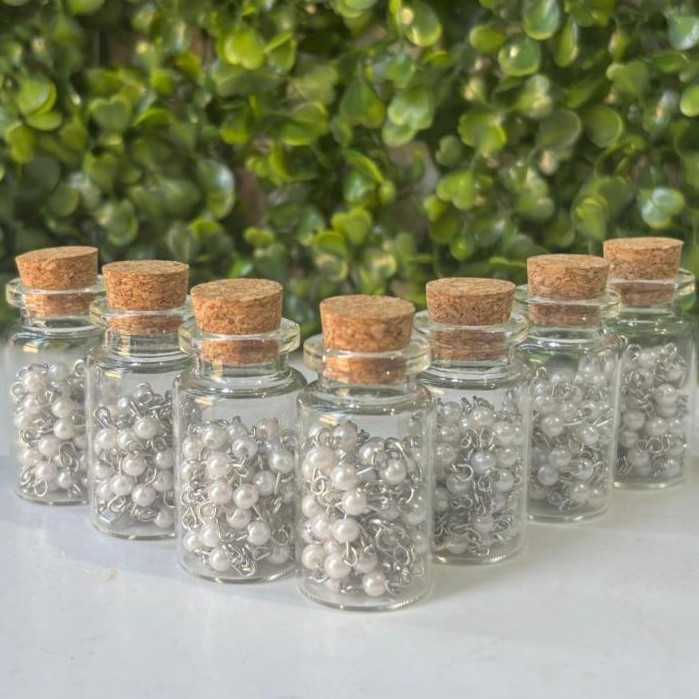 Kit 50 Terço Lembrancinha No Vidrinho Perola Branco Pescoço 1° Eucaristia Crisma Batizado