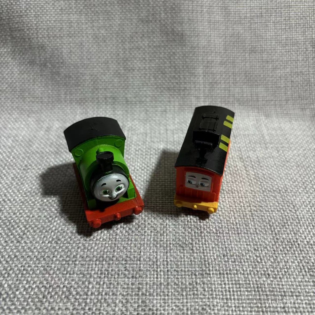 Popular Thomas the Train: Miniatura de Trem, Brinquedo, Modelo, Ornamento, Micro Paisagem KCXC