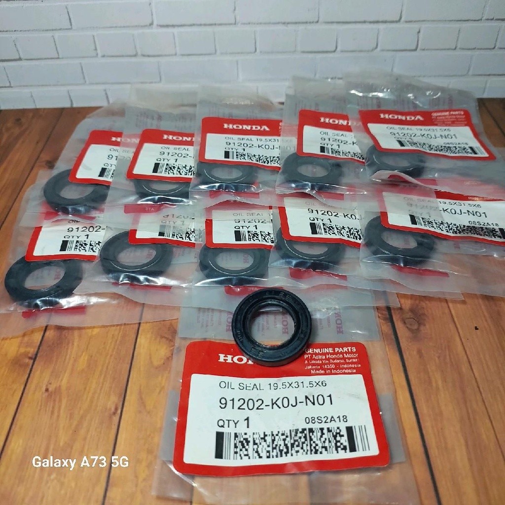 Pacote De Atacado De Vedação De Virabrequim cvt Esquerdo Para honda genio all Beat Novo LED scoopy fi esp street 2020 Có