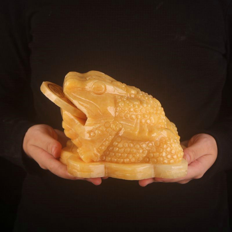 2026 Novo Estilo 2026 Topázio Natural Enfeites de Sapo Dourado Escultura em Jade de Três Pernas Cigarra Dourada Sapo Dou