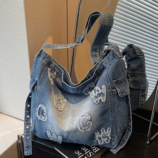 Bolsa jeans desgastada com letras de lona, bolsa mensageiro de ombro, sacola de grande capacidade