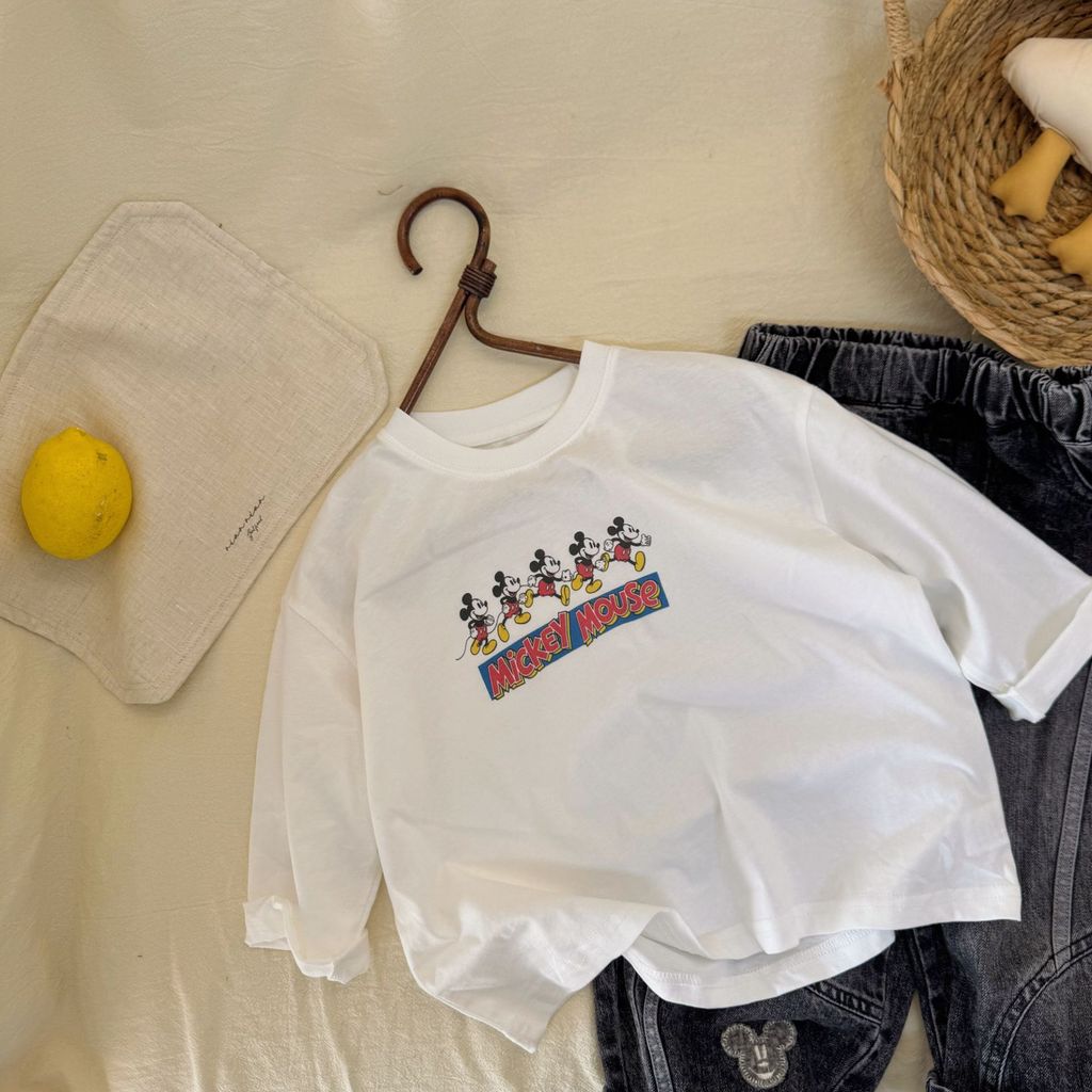 Contador versão coreana crianças primavera dos desenhos animados de manga comprida camiseta meninos solto Casual topo be
