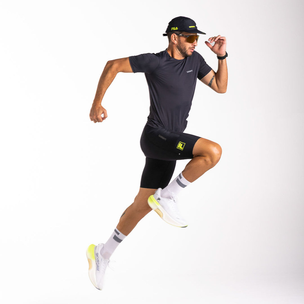 Imagem Bermuda Running Carbon Collab FILA Woom Masculino I