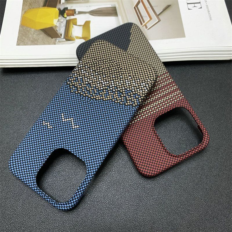 Capa para celular OnePlus 15T 15 ace6 ace5, padrão de fibra de carbono, pintada, semi-fechada, com furos grandes, anti-q