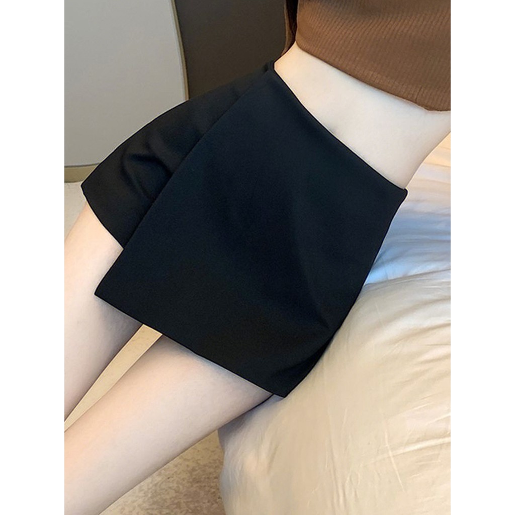 Verão preto bonito gigante bonito Shorts feminino Hakama calças quentes primavera outono assimétrico de uma peça falso s