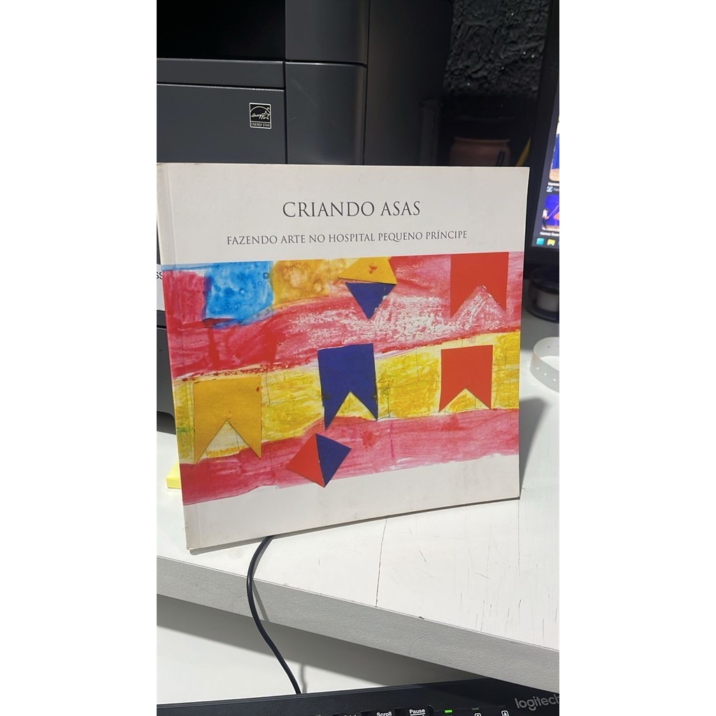 Criando Asas - Fazendo Arte no Hospital Pequeno Príncipe autor Claudio Teixeira