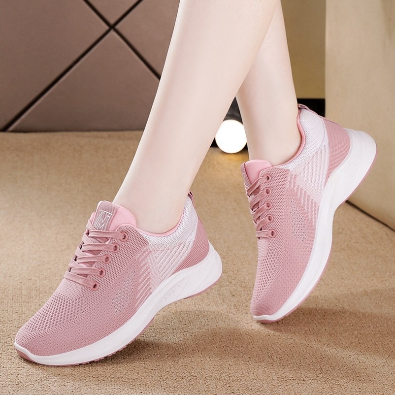 Sapatos femininos 2025 novo estilo sapatos respiráveis sola macia Casual antiderrapante sapatos femininos leve corrida a