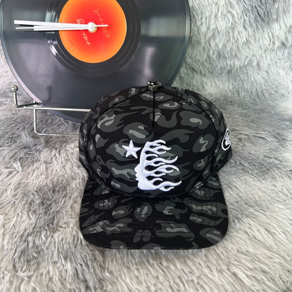 Moda HELLSTAR Boné de beisebol bordado Casual All-Match masculino feminino mesmo estilo na moda