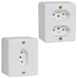 Tomadas 2p+t Sistema X - Ilumi em Oferta na Shopee