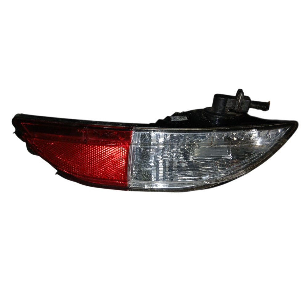 Lanterna para-choque traseiro luz ré Fiat Punto Toro L.E