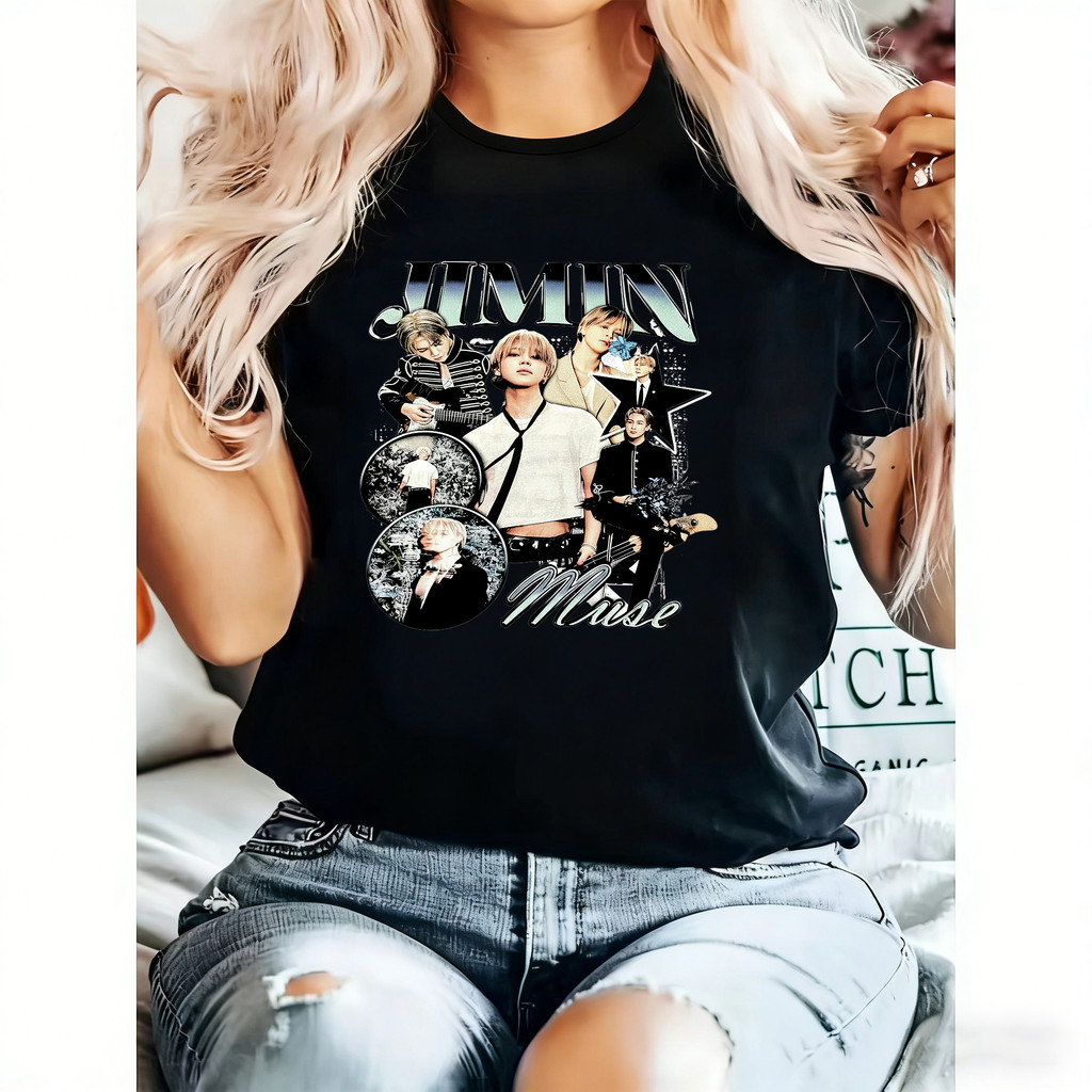 Camiseta Feminina Estampa Jimin Mase Estilo Kpop Cinza e Preto Moderna Elegante Estilosa