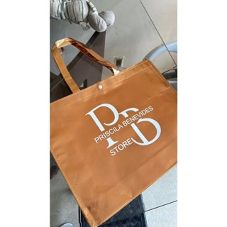 Sacola Tnt Metalizado 45x35x11 Personalizada C/ Logo Kit Com 15 Unidades em Oferta na Shopee