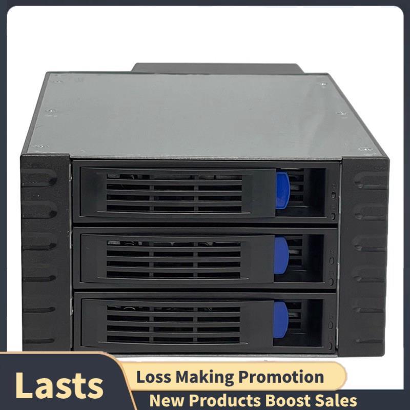 Gaiola De Disco Rígido Trocável Quente . Chassis 2 Expansão De Unidade Óptica 3 HDD De 3.5 Polegadas Com Backplane Venti