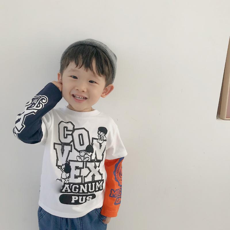 Primavera outono novo estilo camiseta infantil de manga comprida versão coreana na moda meninos médio crianças pequenas 