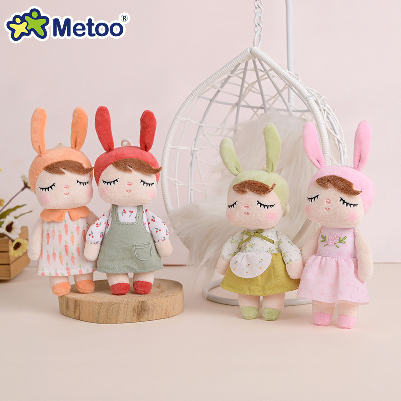 2026 novo estilo metoo estilo Pastoral Angela charme bonito coelho boneca charme brinquedo de pelúcia chaveiro20260618