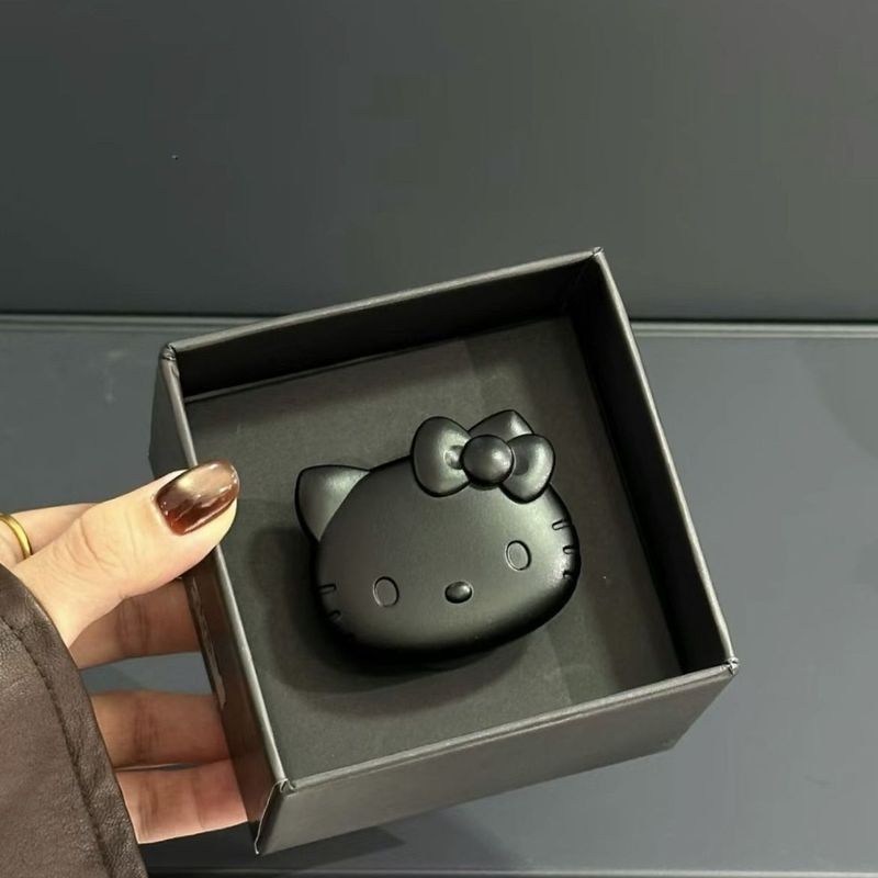 Wanning City Shangying Sobrancelha Comercial Co., Ltd. Coreia OhScent Co-marca preto fosco hellokitty carro aromaterapia