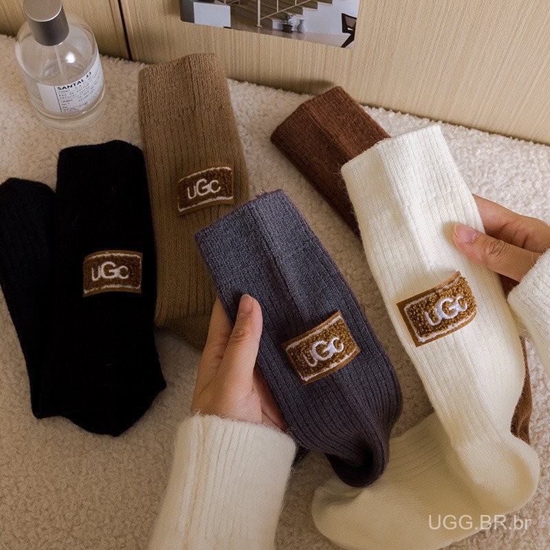 UGG Meias Femininas De Lã Outono Inverno Espessadas De Cano Médio Quentes De Confinamento Caxemira – R$ 80,02 por R$ 18,50 (77% OFF)
