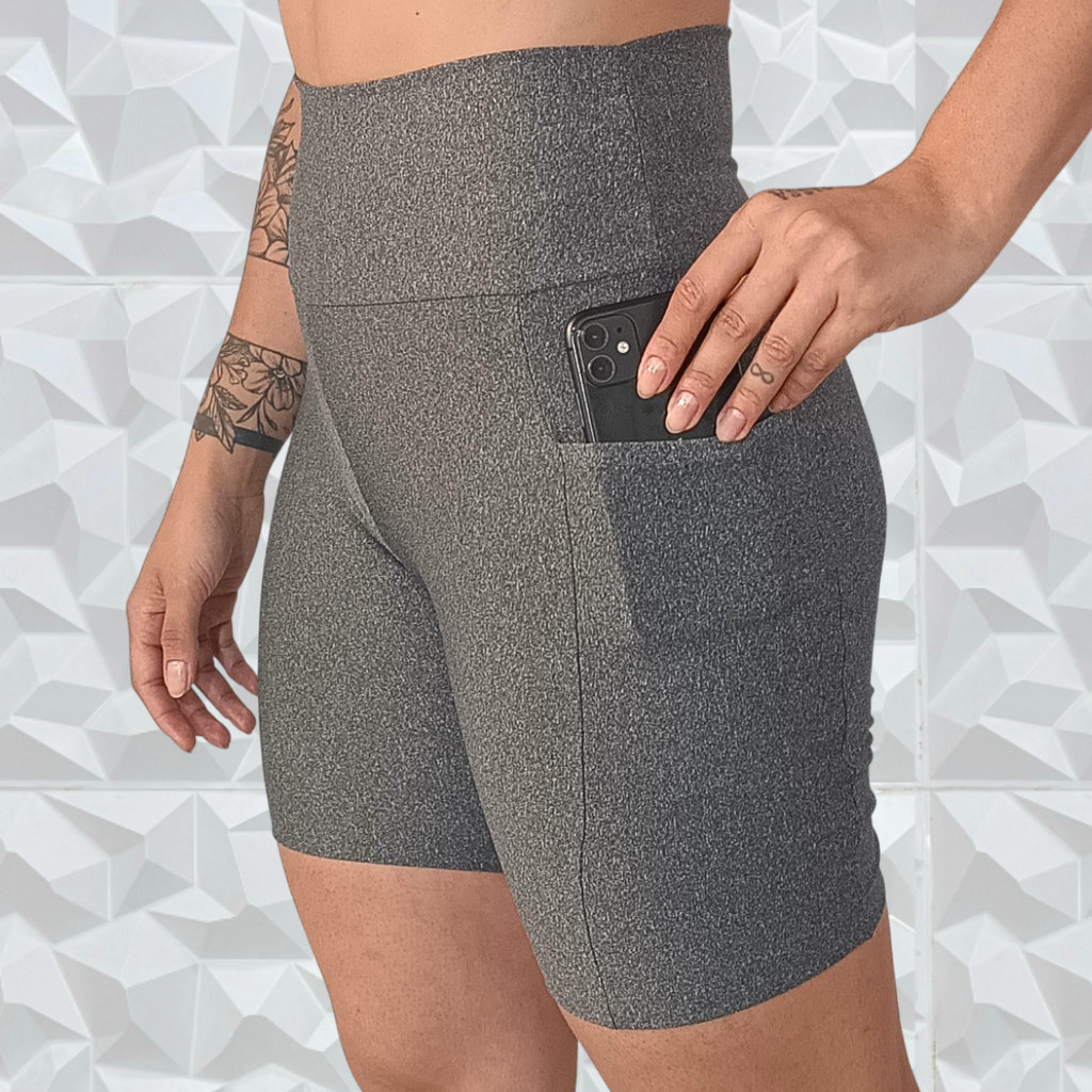 Bermuda Fitness Feminina Com Bolso Corrida Academia Treino em Oferta na Shopee