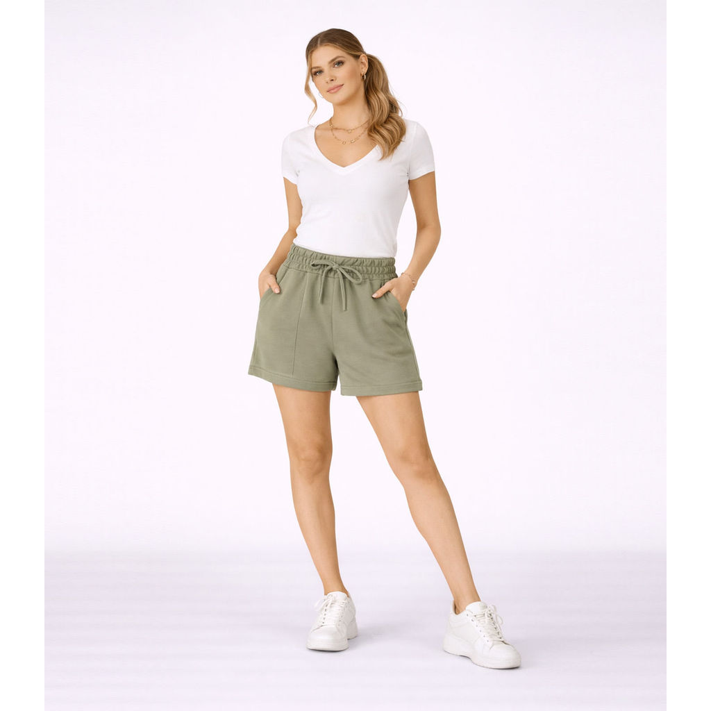 Shorts Feminino Com Bolsos Sobrepostos Good Bless Verde
