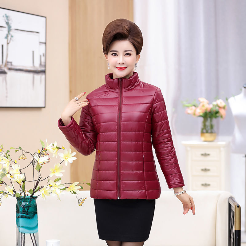 Roupas da mãe Roupas femininas acolchoadas de algodão Roupas femininas idosas de meia-idade Primavera Outono Curto Leve