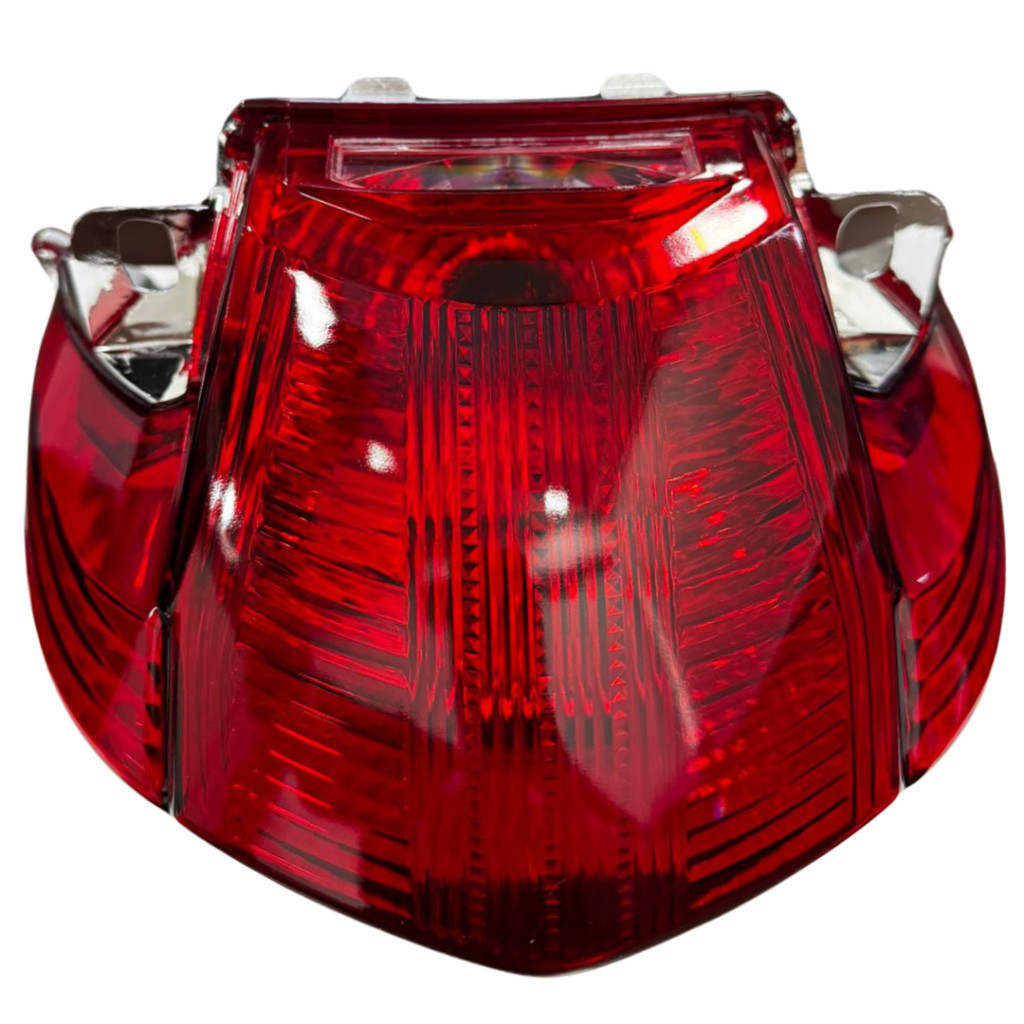 Lanterna Traseira Shineray Jet 49 / Jet 50 / Jet 125 em Oferta na Shopee