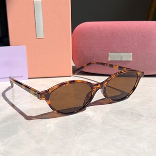 Jennie mesmo estilo redondo gm óculos de sol feminino estilo quadrado rosto redondo High-End rua tiro forma côncava ócul em Oferta na Shopee