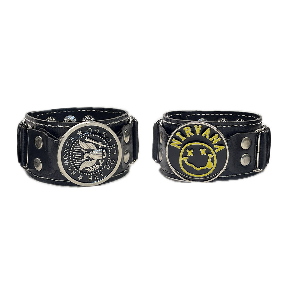 Bracelete Spike Rock Bandas Nirvana Ramones Emo Gotico em Oferta na Shopee
