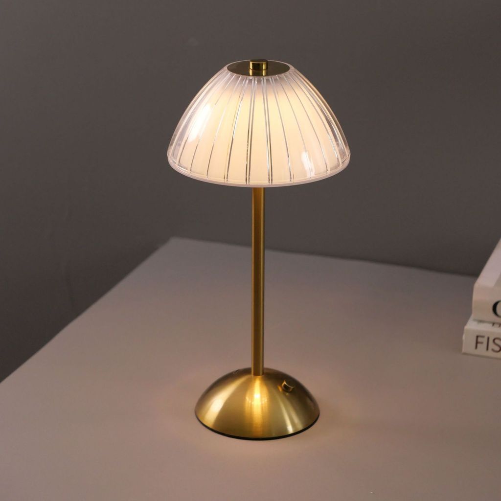 Luminária de Mesa Cogumelo Dourado 3W USB Recarregável Touch Luxo - Abajur Quarto Casal