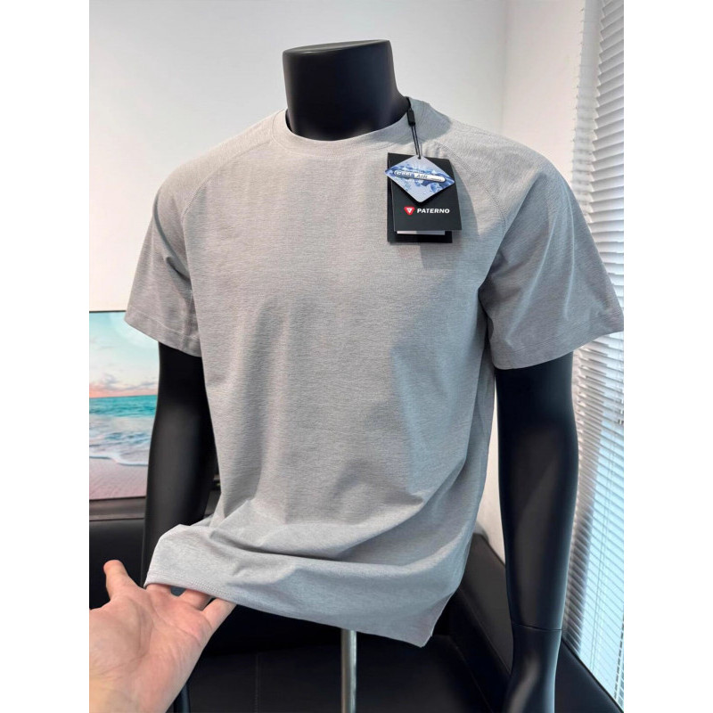 Cinza claro legal sentimento de secagem rápida manga curta camiseta masculina verão fino esportes ao ar livre lazer meia