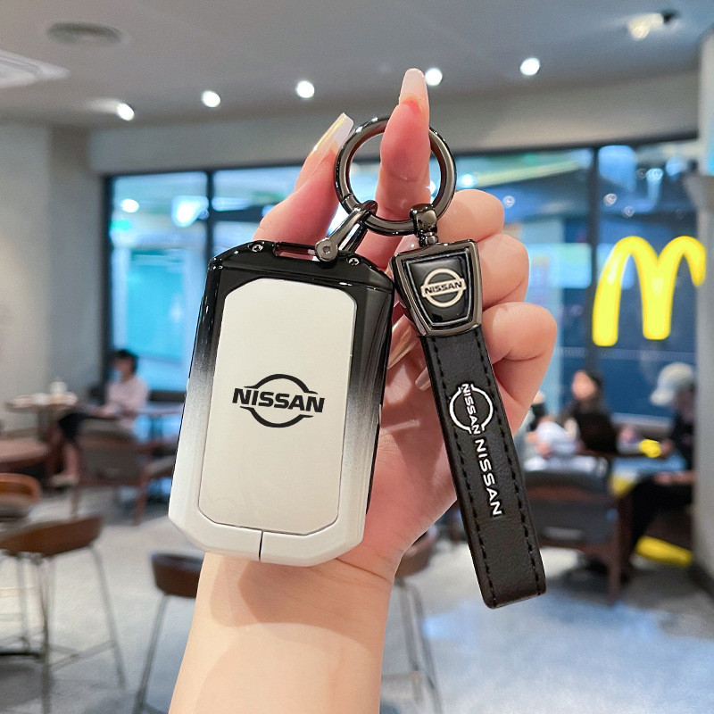 Applicable 26 Nissan Navara Pro Fengtan Frontier Pro PHEV Key case for new energy pickup truck