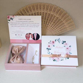 Caixa  personalizada com espaço para pulseira e gravata em Oferta na Shopee