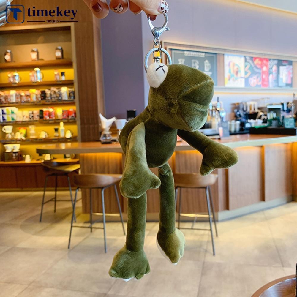 TIMEKEY Feminino Sapo De Pernas Compridas Boneca De Pelúcia Pingente Menina Casal Chaveiro D8P9 em Oferta na Shopee