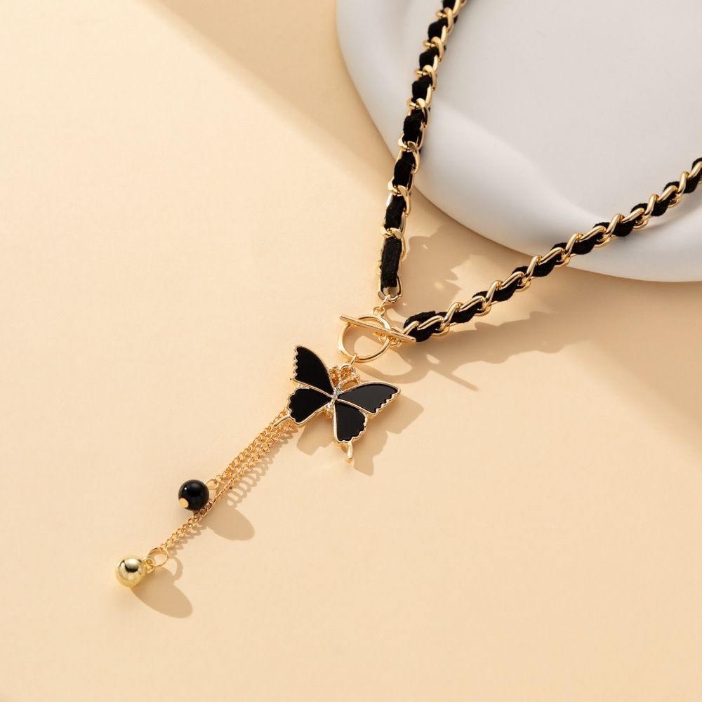 Tecido De Veludo Preto Corrente Em Forma De Coração Pingente Colar Feminino Estilo Legal Clavícula Borla Decoração