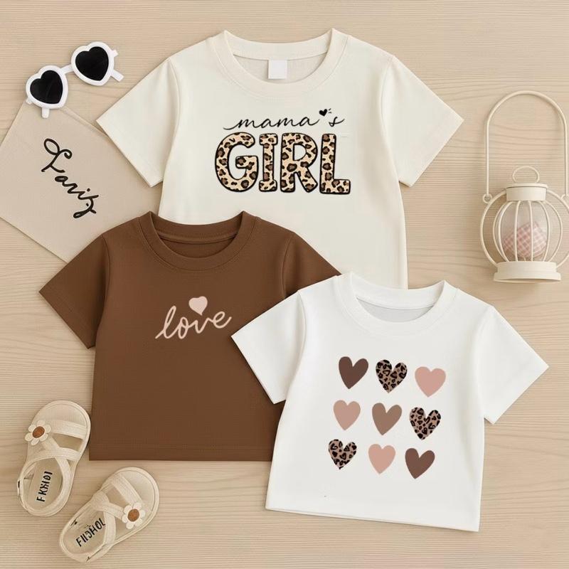 Kit 3 Camisetas Infantis Femininas Estampadas Manga Curta Casual Confortável com Estampas de Corações e Leopardo