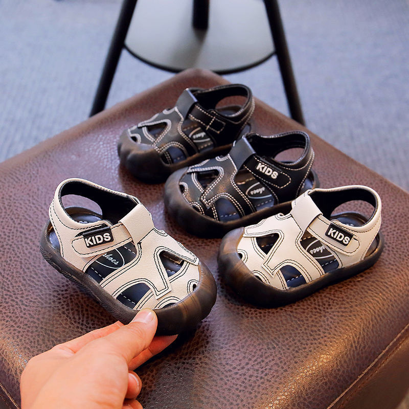 Sandálias sapatos infantis 2026 verão bebê sapatos de praia infantil oco Anti-chute Baotou criança sapatos infantis na m