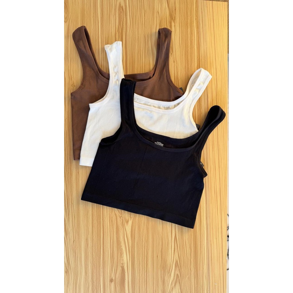 KIT CROPPED REGATA CURTA EM POLIAMIDA - CORES SORTIDAS - CONFORTO E ESTILO PARA O DIA A DI...