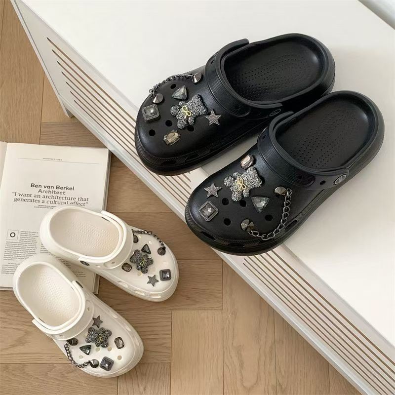 Sapatos feminino sandálias sapatos de praia com buracos solas grossas anti-deslizamento sem fedor de pés durável em Oferta na Shopee