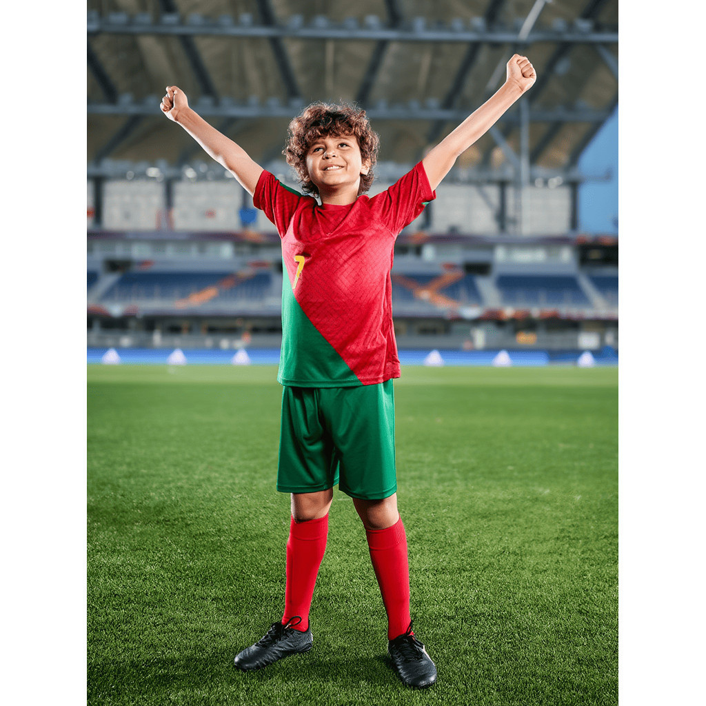 ENVIO EM 24HRS - Kit Conjunto Infantil Juvenil Seleção P0RTUGAL - ENVIO IMEDIATO!!!