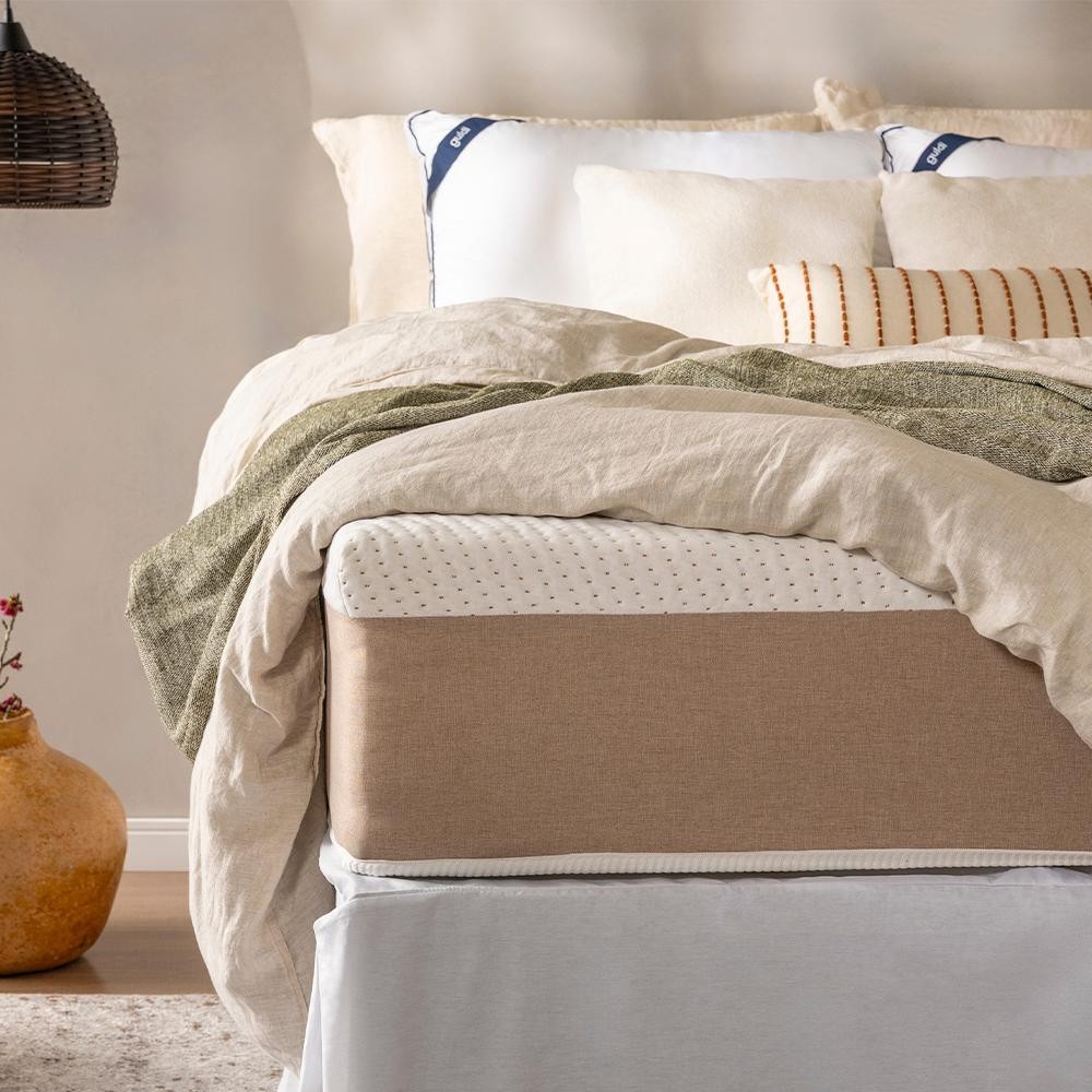 Colchão Queen Guldi Massageador Quântico Molas Ensacadas (30x158x198) Branco e Bege em Oferta na Shopee